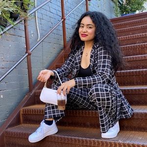 Meet your Posher, Celestrial